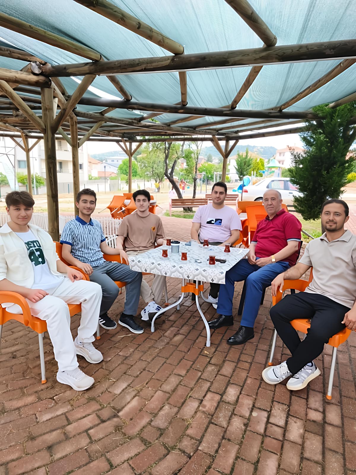 Sn. Kaymakamız ve Sn. Hikmet Alper